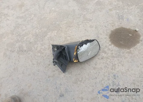 2004 Saturn Ion 2 из США, поврежденный, VIN 1G8AJ52F14Z218900